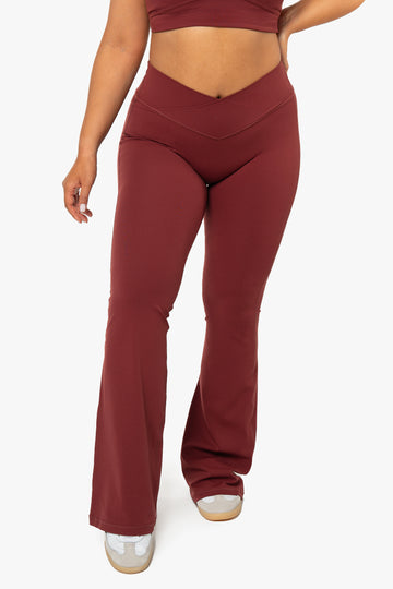 FLARE PANTS - RED VELVET