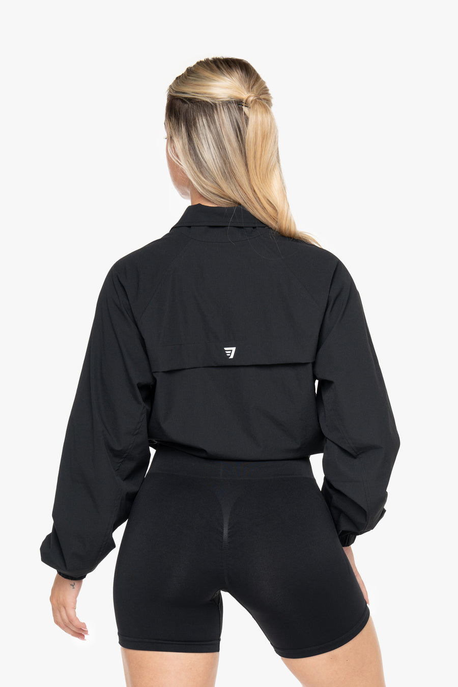 WIND JACKET - BLACK