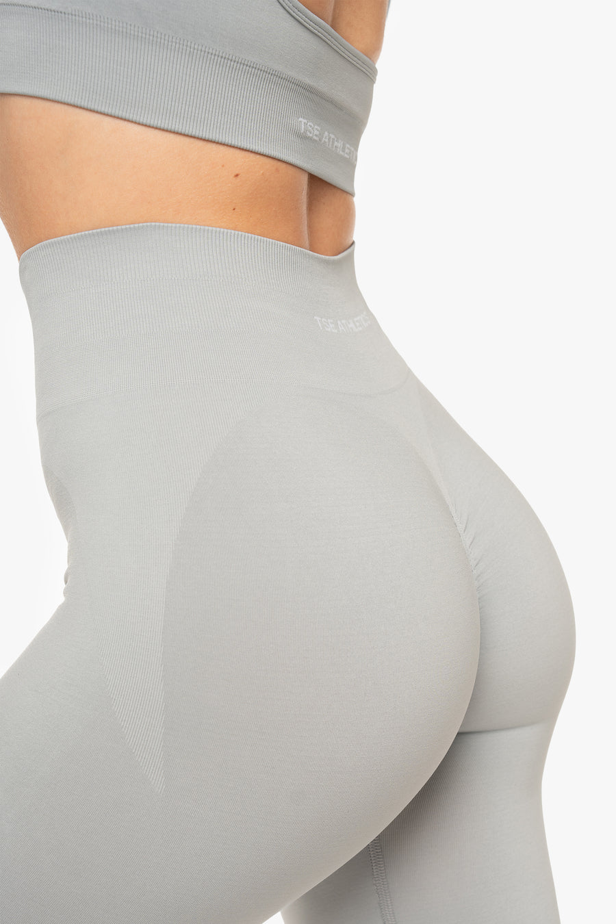 LEGGING ESSENCE SEAMLESS - SILVER