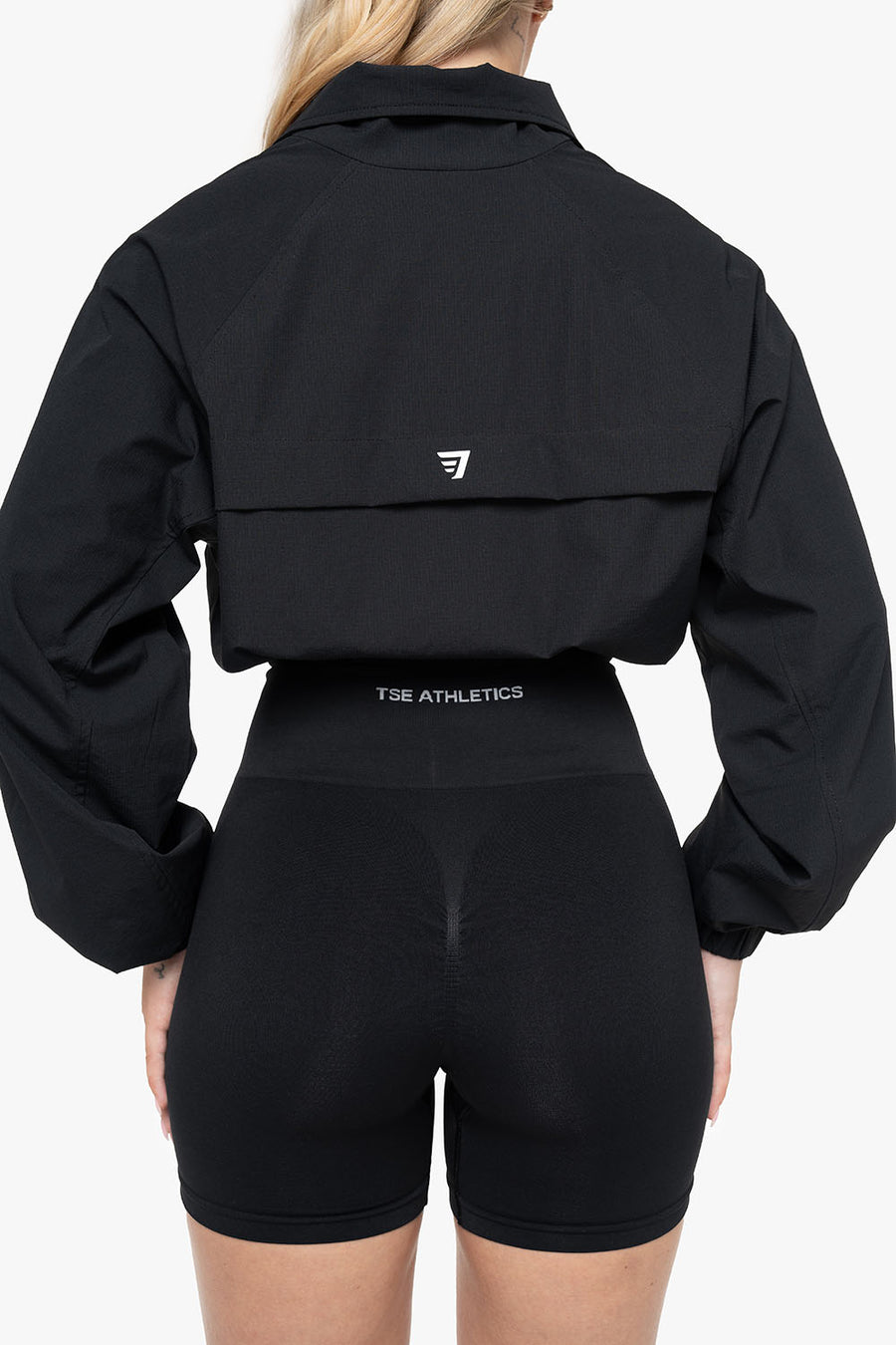 WIND JACKET - BLACK