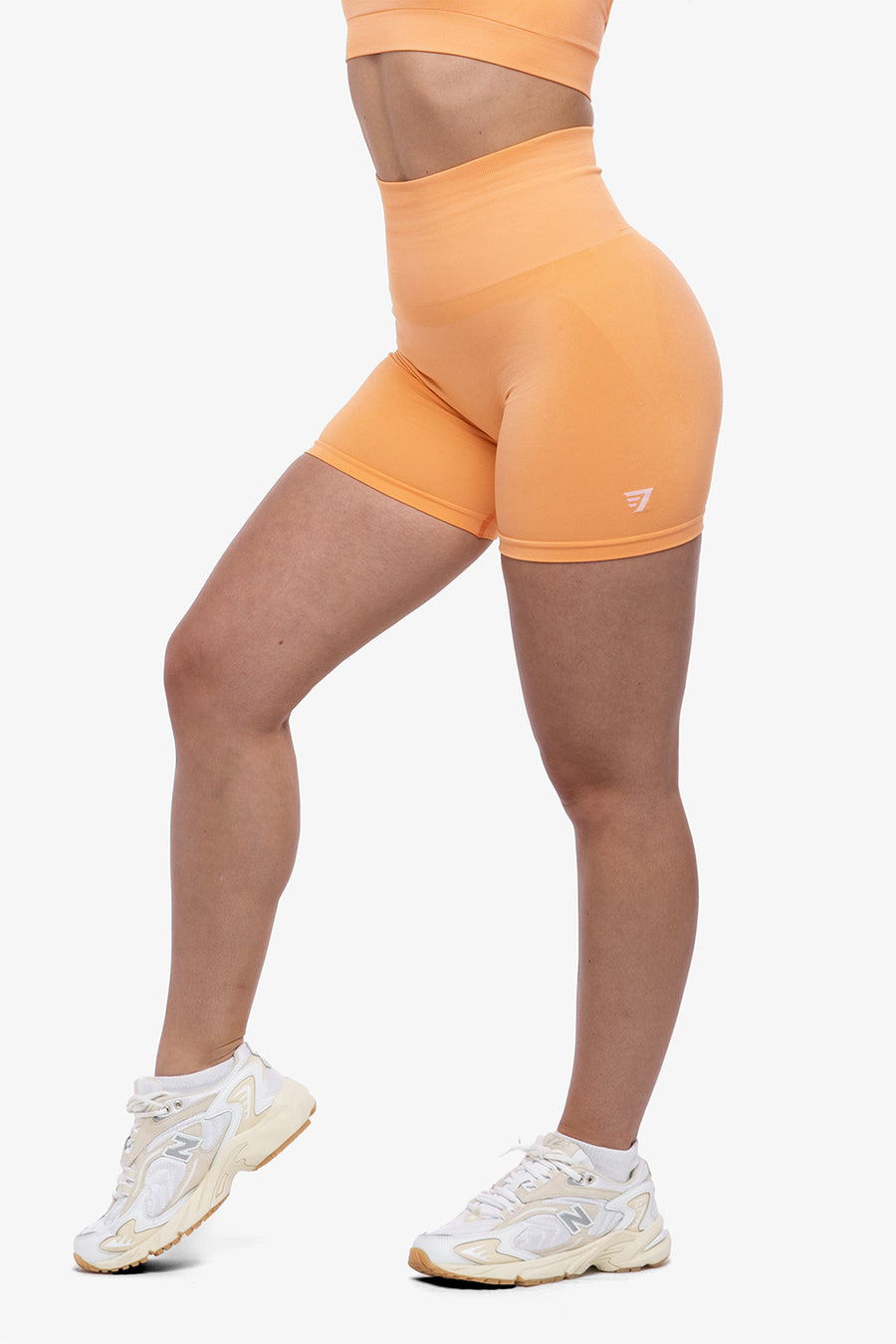 SHORT SCULPT HIGH RISE SEAMLESS - APRICOT